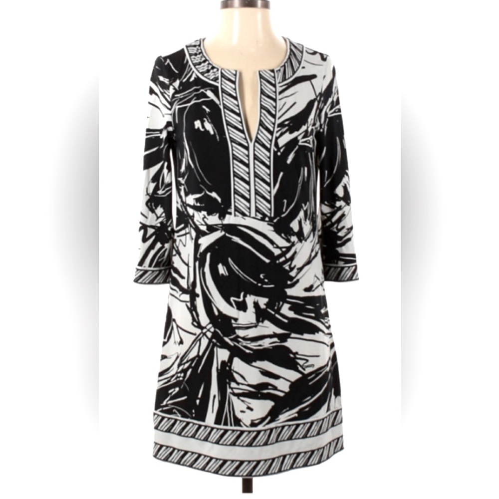 Black and white small bcbgmaxazria dress